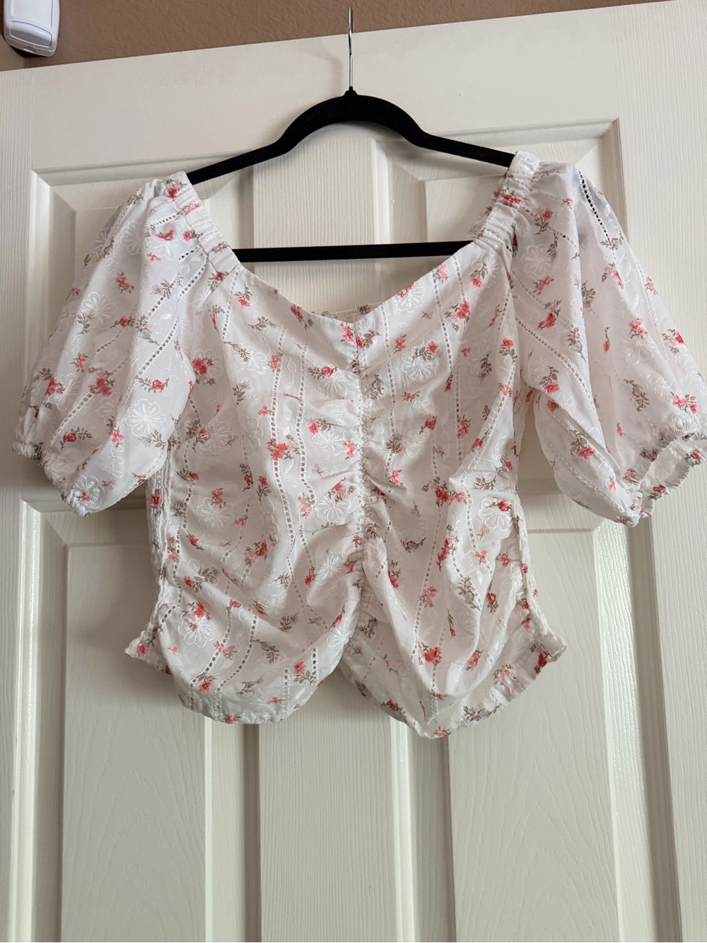 Ellison White Crop Top with Pink Floral Print and Puff Sleeves